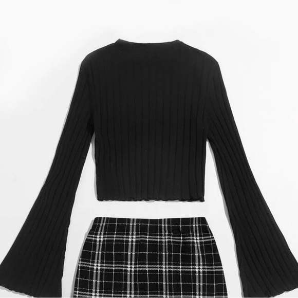 Ribbed/ruffled top - Picture 2 of 5